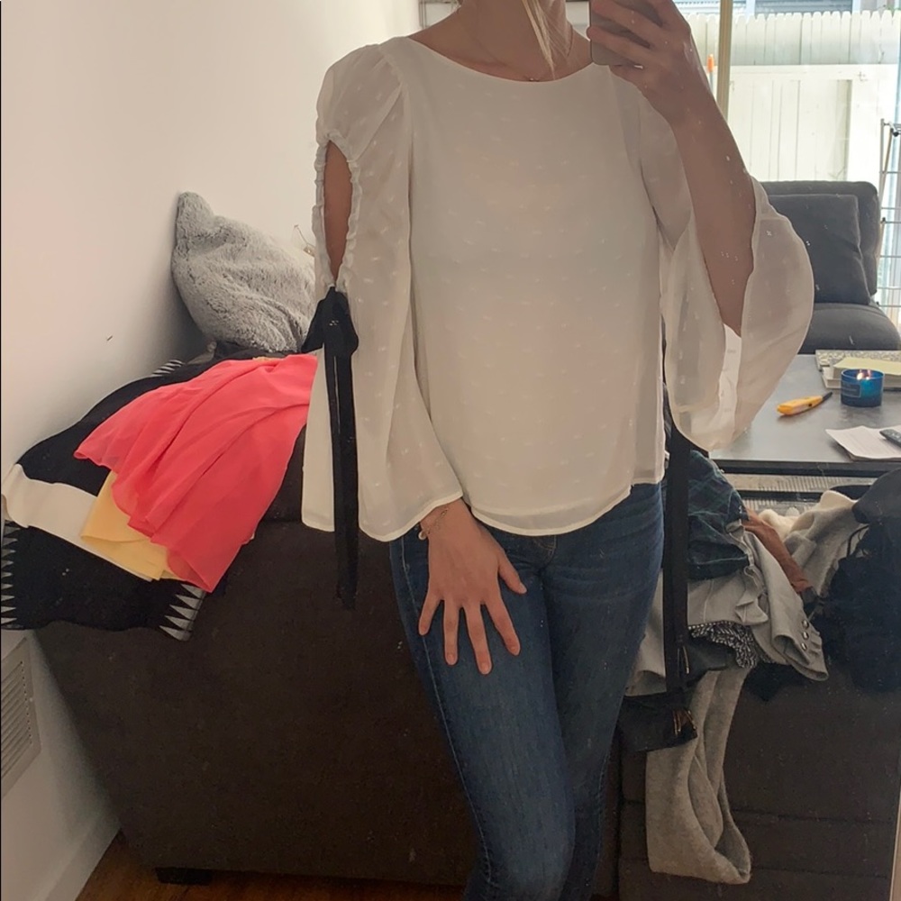 REALLY cute long sleeve top!